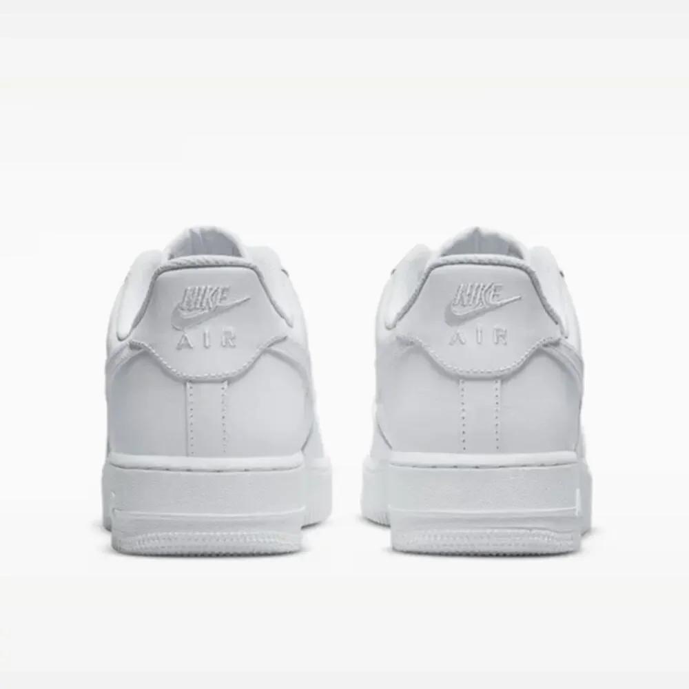 NIKE Men's Air Force 1 '07 Shoes Size 9.5 In White/White